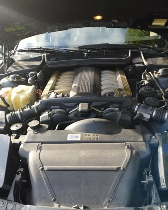 BMW Seria 8 cena 130000 przebieg: 210000, rok produkcji 1991 z Gliwice małe 191